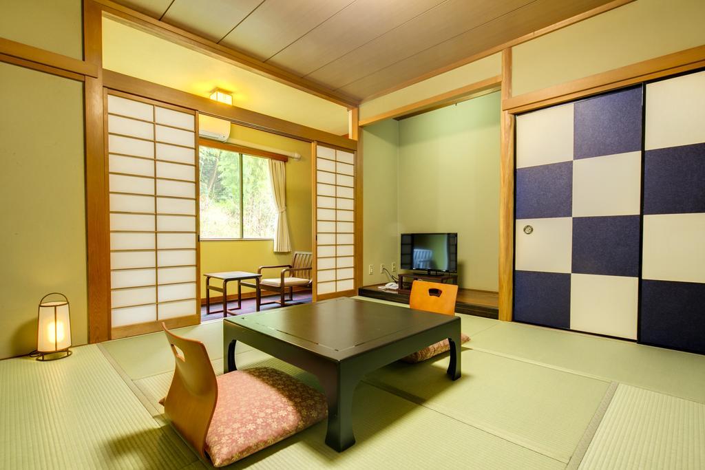 Yugawara-Onsen Komachikan Esterno foto