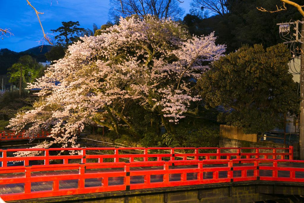 Yugawara-Onsen Komachikan Esterno foto